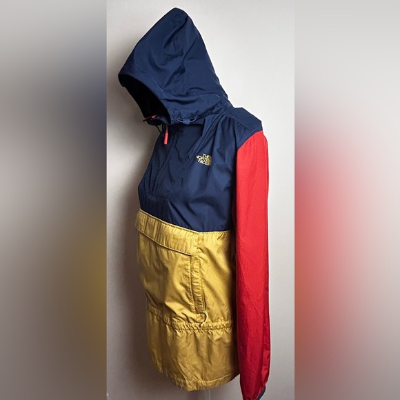 The North Face Jacket
Womens Med Anorak Fanorak
Windwall Windbreaker-Vintage - Picture 9 of 14